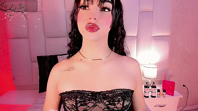 Angeles Busst online show from 02.24.26