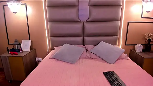 CAYLINCOLLINS online show from 02.26.25