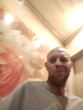 MaxDevilWhite online show from 11.03.25