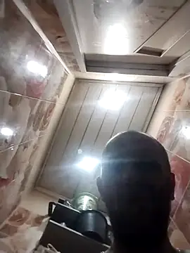 MaxDevilWhite online show from 03.26.26