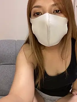 Snapshot of anchan69 chatting on 02.05.25 anchan69 online show from 02.05.25