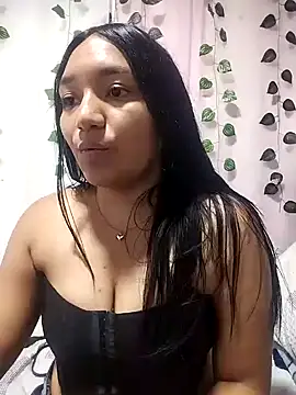 Snapshot of mariammartinez chatting on 02.11.25 mariammartinez online show from 02.11.25