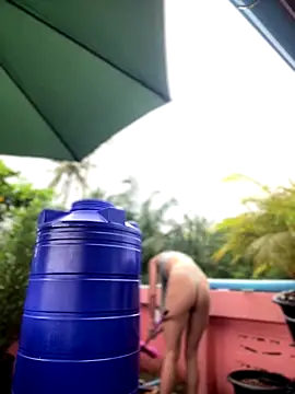 Snapshot of White_Lu chatting on 11.22.25 White Lu online show from 11.22.25