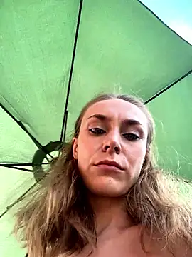 Snapshot of White_Lu chatting on 01.07.26 White Lu online show from 01.07.26