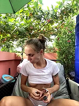 Snapshot of White_Lu chatting on 02.19.26 White Lu online show from 02.19.26