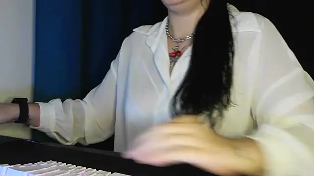 bunnyfox420 online show from 11.18.25