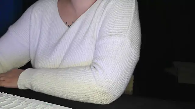 bunnyfox420 online show from 11.20.25