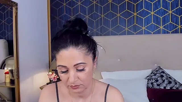 Snapshot of ValeryBlakes chatting on 04.22.26 ValeryBlakes online show from 04.22.26