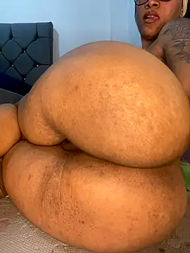 Charlotte bronxxx online show from 10.12.25