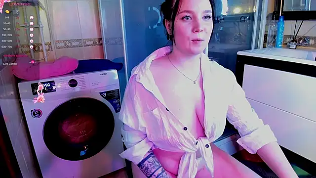 maya suun online show from 03.12.25