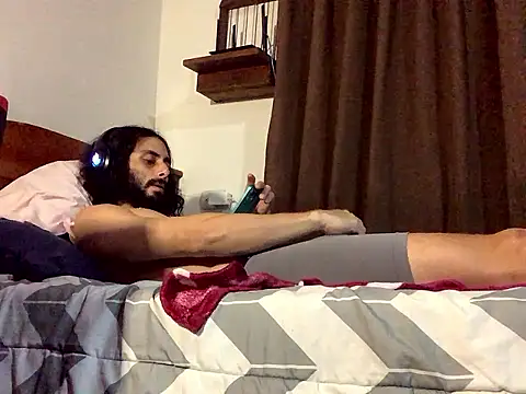 Nooneisthis online show from 01.12.26