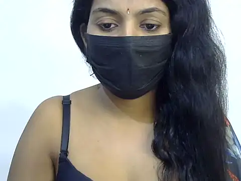 Snapshot of Reddy_Trisha chatting on 01.23.25 Reddy Trisha online show from 01.23.25