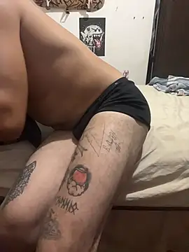 Snapshot of paullliliu chatting on 10.06.25 paullliliu online show from 10.06.25