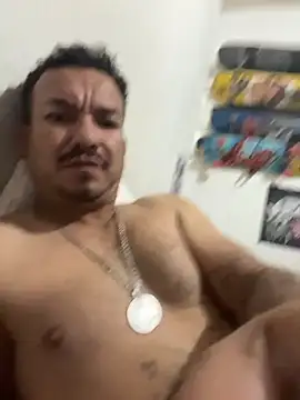 Snapshot of paullliliu chatting on 01.08.26 paullliliu online show from 01.08.26