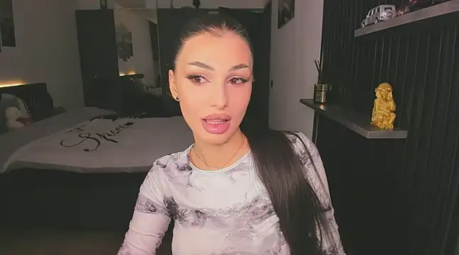 HelenShawn online show from 02.08.25