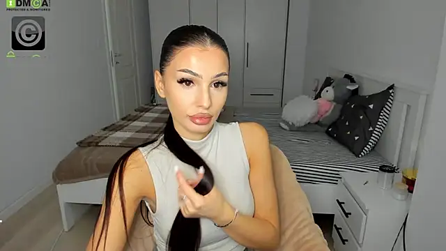 HelenShawn online show from 11.12.25