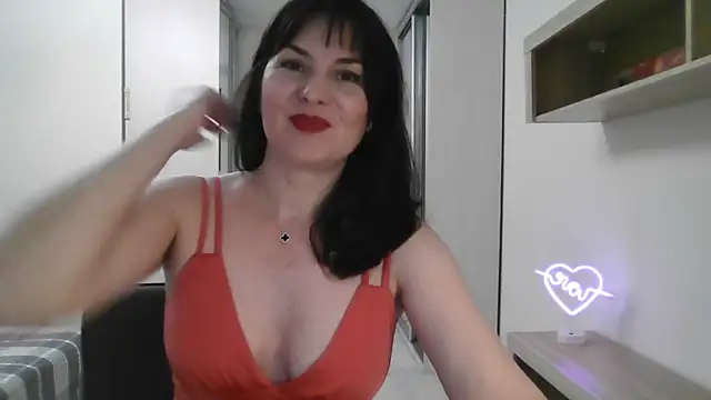 Victoria Glam online show from 02.11.25