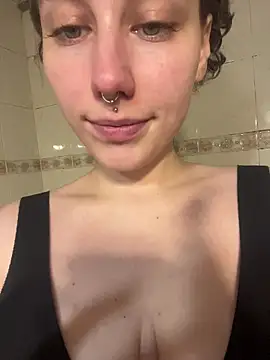 Molli Luv online show from 01.18.26