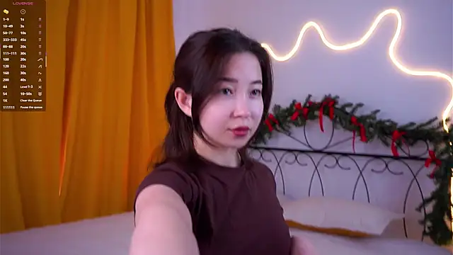 VeronaCritchlow online show from 03.03.26