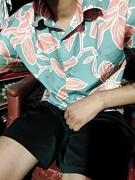 Snapshot of Extrembox5 chatting on 03.21.26 Extrembox5 online show from 03.21.26