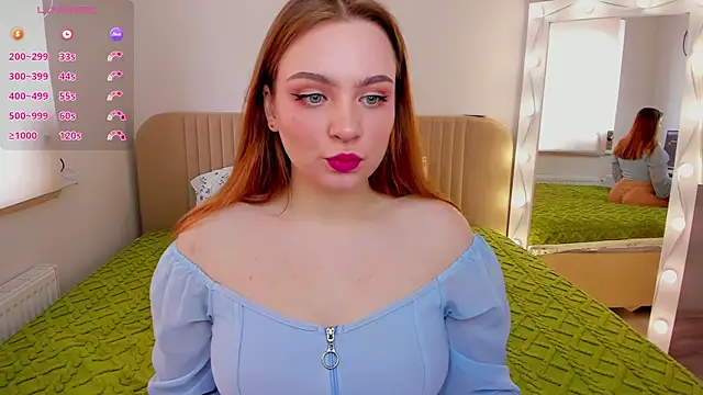 MiaM00N online show from 02.19.25