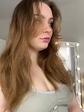 MiaM00N online show from 03.05.25