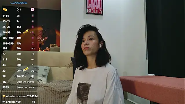 Snapshot of GerberaBlooms77 chatting on 02.03.25 GerberaBlooms77 online show from 02.03.25