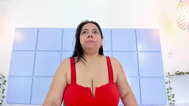 AmmyPike1 online show from 11.14.25