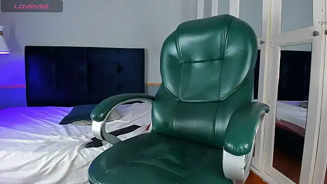 Snapshot of Im_Kael chatting on 01.31.25 Im Kael online show from 01.31.25