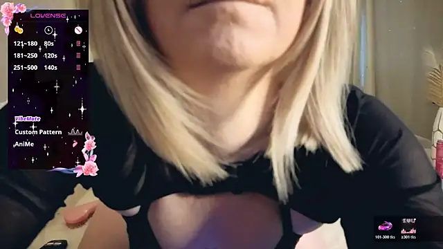Snapshot of SarahAnnXXX chatting on 06.17.26 SarahAnnXXX online show from 06.17.26