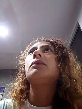 Zoedaniels online show from 03.05.25