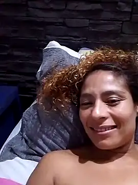 Zoedaniels online show from 03.23.25