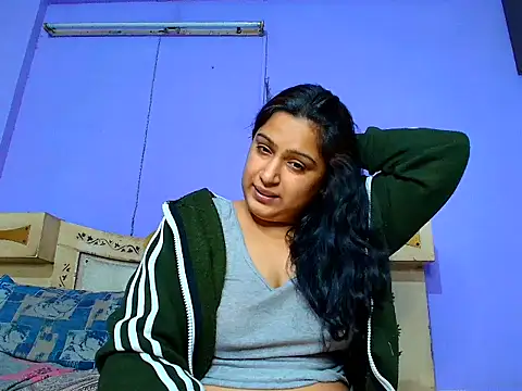 Sophia James online show from 01.26.25