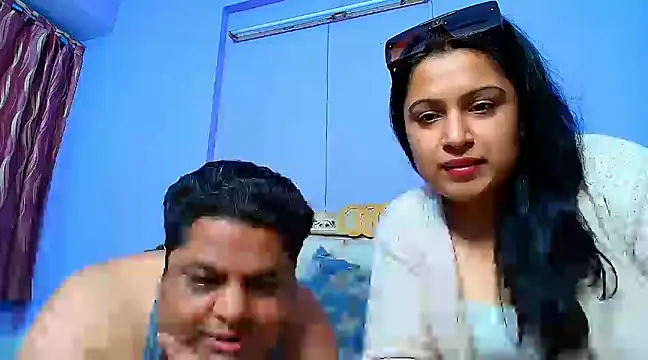 Sophia James online show from 02.11.25