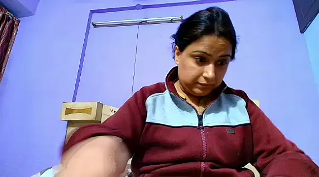 Sophia James online show from 02.24.25