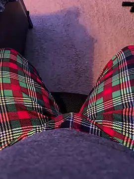 luiriv04 online show from 02.04.25