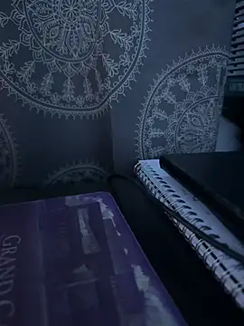 luiriv04 online show from 03.03.25