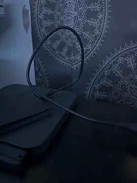 luiriv04 online show from 03.08.25