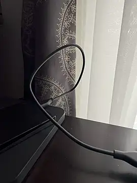 luiriv04 online show from 03.23.25