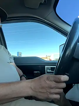 luiriv04 online show from 10.01.25