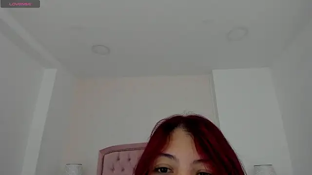 Kendall  Fox online show from 09.09.25