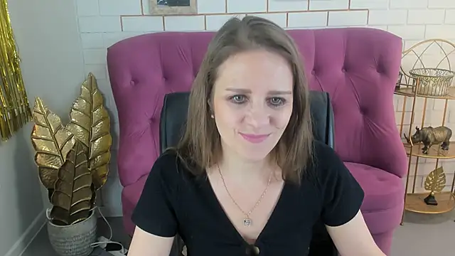 EmiliaBedy online show from 02.06.25