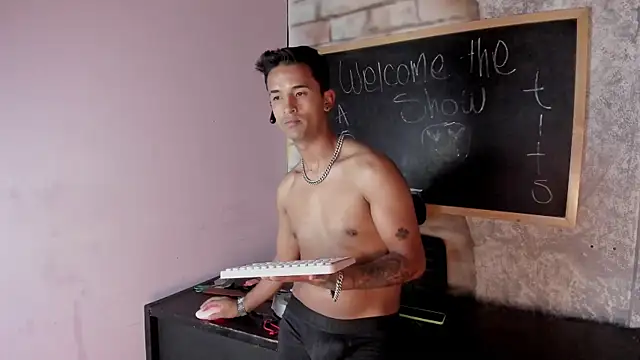 Nikki and Mayk online show from 03.04.25