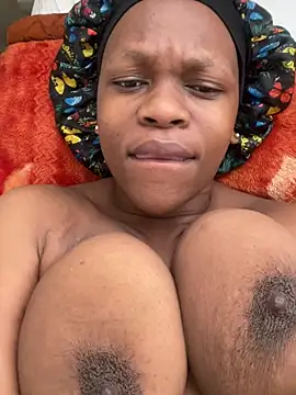 Boneca25 online show from 02.11.25