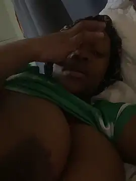 Boneca25 online show from 02.14.25