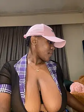 Boneca25 online show from 03.01.25