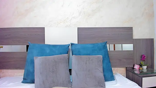 Snapshot of rachel_kole chatting on 02.02.25 rachel kole online show from 02.02.25