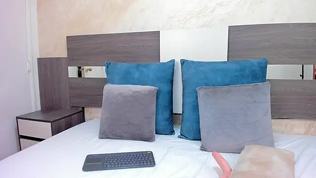 Snapshot of rachel_kole chatting on 02.07.25 rachel kole online show from 02.07.25