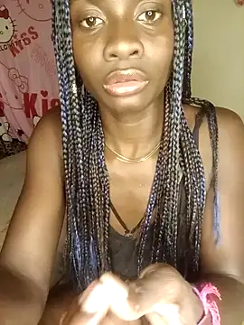 Snapshot of emily2000 chatting on 02.02.25 emily2000 online show from 02.02.25