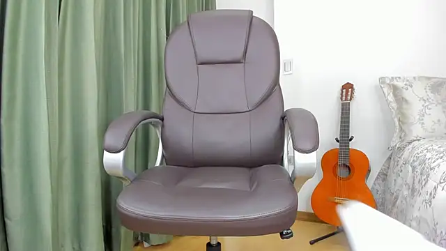 Tombarden online show from 02.13.25